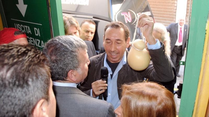Immagine del post 6471 - Bari Mingo e la calunnia sul poliziotto che indagava sui falsi servizi: lui e la moglie devono risarcirlo - Bari