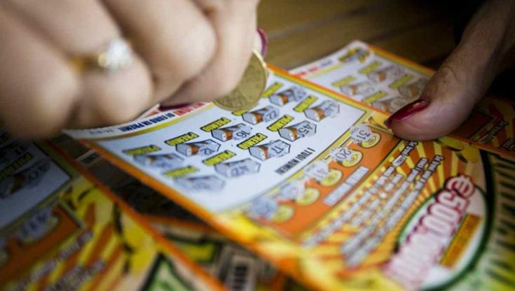 Compra Gratta e vinci da cinque euro e guadagna mezzo milione: la dea bendata colpisce in Salento - Bari