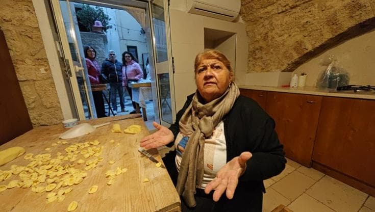 Nunzia delle orecchiette invoca la privacy contro Rai3 ma giudice le dà torto: “C’è l’illecito” - Bari