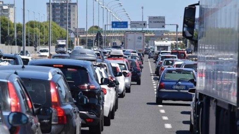Immagine del post 10094 - Bari Calano le temperature ma non il traffico: l’ultimo weekend di luglio è da bollino rosso in Puglia - Bari