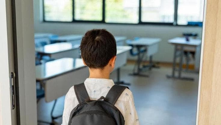 Immagine del post 24244 - Bari Scuole, in Puglia rientro rovente: “Via libera a bermudae alle lezioni in cortile” - Bari