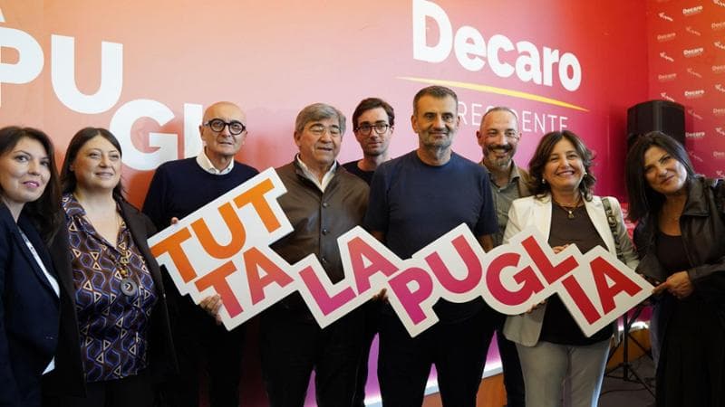 Decaro e il suo manifesto: “Voglio guidare la Puglia, non i partiti e il civismo” - Bari