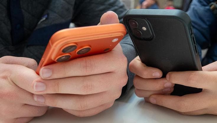 “Pagami o pubblico foto di tua figlia”. Un uomo di 45 anni a processo per estorsione e revenge porn - Bari