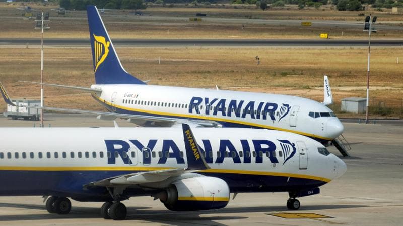 Immagine del post 2850 - Bari Nuovi aerei e investimenti per 82 rotte: Ryanair lancia il piano per la Puglia. Tre giorni di sconti - Bari