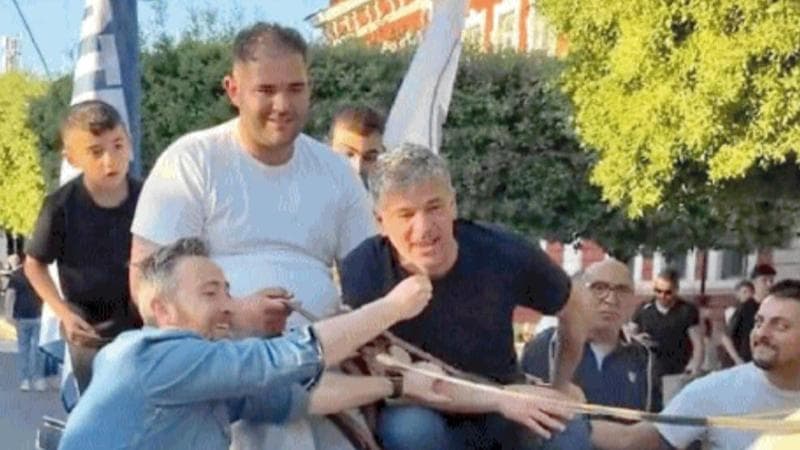 Immagine del post 20993 - Bari Dopo il giro in carrozza, il sindaco di Laterza litiga col capo dei vigili: entrambi in ospedale - Bari