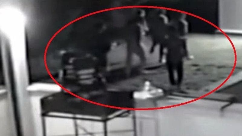 Immagine del post 20987 - Bari Turiste inglesi di 15 anni violentate dal branco, in appello assolto un ventiseienne: “Non c’entra” - Bari