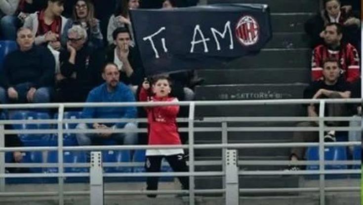 Immagine del post 8991 - Bari È di Bisceglie il volto del nuovo Milan: l’amore di Francesco Lopolito per la campagna abbonamenti - Bari