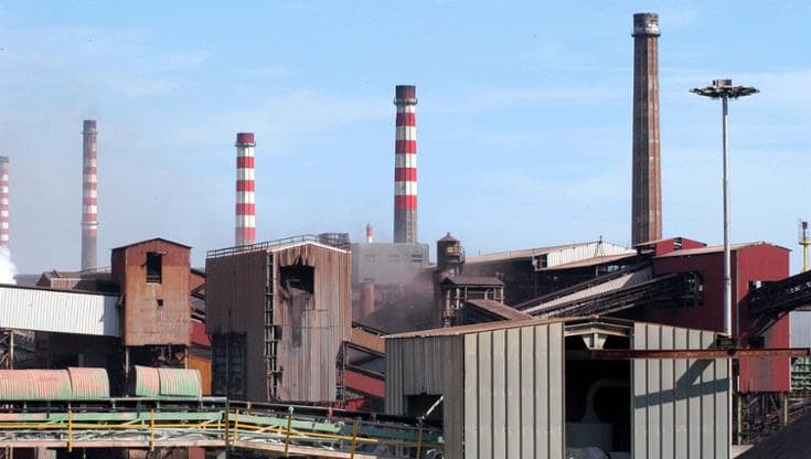 Immagine del post 23300 - Bari Ex Ilva, il tribunale ordina stop dell’area a caldo entro 90 giorni per amianto: “Salute a rischio” - Bari