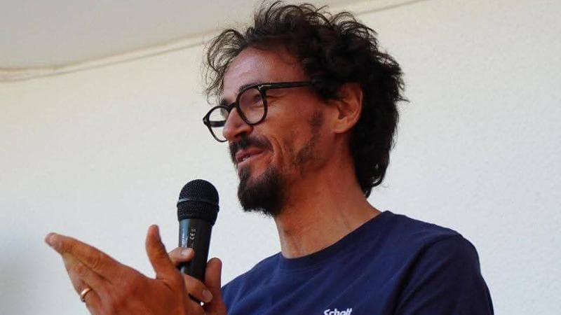 Ostuni, esplosi sette colpi di pistola contro casa dell’ex vicesindaco. “Intimidazione gravissima” - Bari