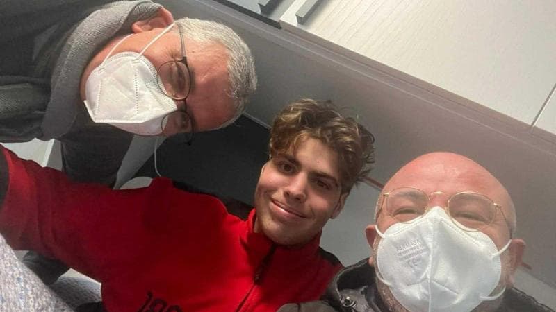 Immagine del post 13166 - Bari Saverio muore a 17 anni di tumore, sognava di diventare pediatra: “Lo aveva detto anche al Papa” - Bari