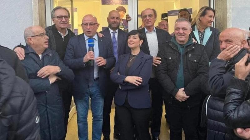 Esclusa dalla lista di FdI, scrive a Meloni: “Ti chiedo da donna a donna dov’è la meritocrazia” - Bari