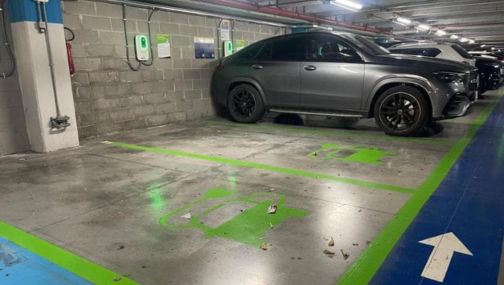 Immagine del post 14344 - Bari Bari, introvabili o invase da abusivi: colonnine per la ricarica delle auto elettriche da odissea - Bari