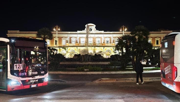 Bari, autobus investe e uccide un pedone davanti alla stazione - Bari
