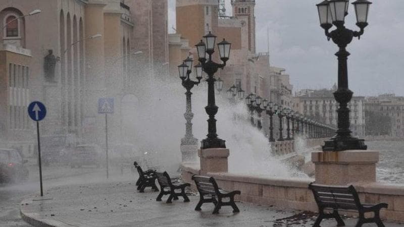Puglia, il lungo inverno: breve tregua ma da martedì ancora freddo e pioggia. “Migliora a Pasqua” - Bari