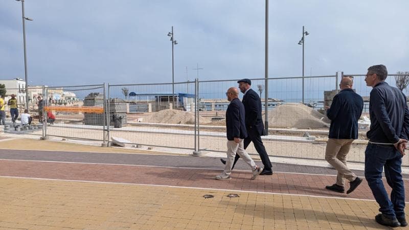 Lavori sul lungomare a Santo Spirito, il sindaco: “Presto finito un tratto”. E si scusa per i disagi - Bari