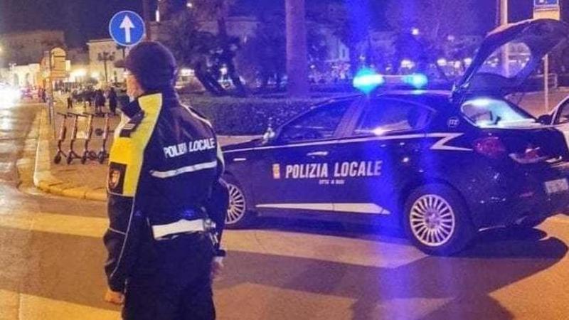 Immagine del post 9028 - Bari Bari, scatta la rissa tra parcheggiatori abusivi al molo San Nicola: un arresto e un uomo in fuga - Bari