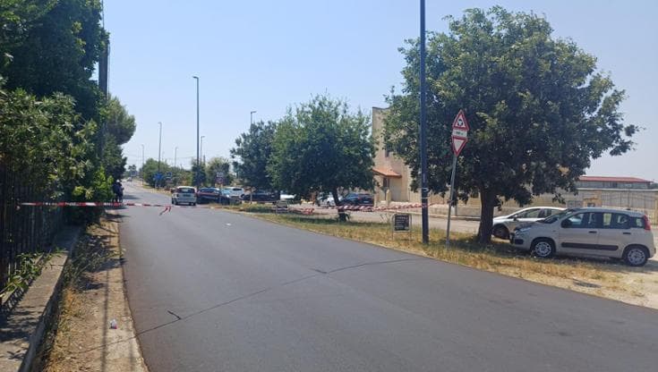 Agguato a colpi di pistola a Aradeo, ferito imprenditore e ex assessore con precedenti per usura - Bari