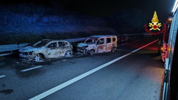 Immagine del post 13192 - Bari Portavalori assaltati in A14, ad agire una banda di Cerignola: rapinatori in fuga ricercati a Foggia - Bari
