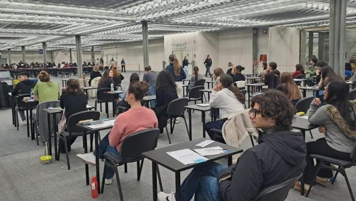 Immagine del post 16560 - Bari Semestre filtro di Medicina, l’ora del business: corsi online e lezioni private. “Costi da 300 euro” - Bari