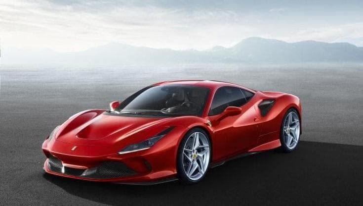 Noleggia una Ferrari a Rimini e la porta a Cerignola, poi chiede trentamila euro per restituirla - Bari
