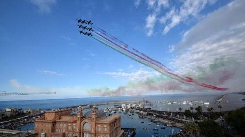 Immagine del post 6580 - Bari Bari, tornano le Frecce tricolori per San Nicola. Ma sarà solo un sorvolo senza il tradizionale show - Bari