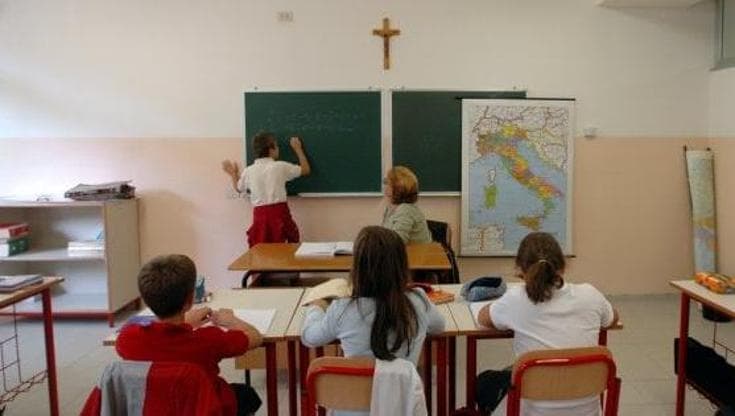 A Molfetta genitore urla contro insegnante, lei ha un malore e va in ospedale: “Ho avuto paura” - Bari