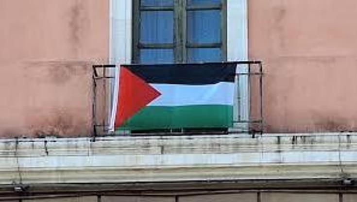 “A Bari Israele non è più gradito”: su Gaza la presa di posizione del consiglio comunale - Bari