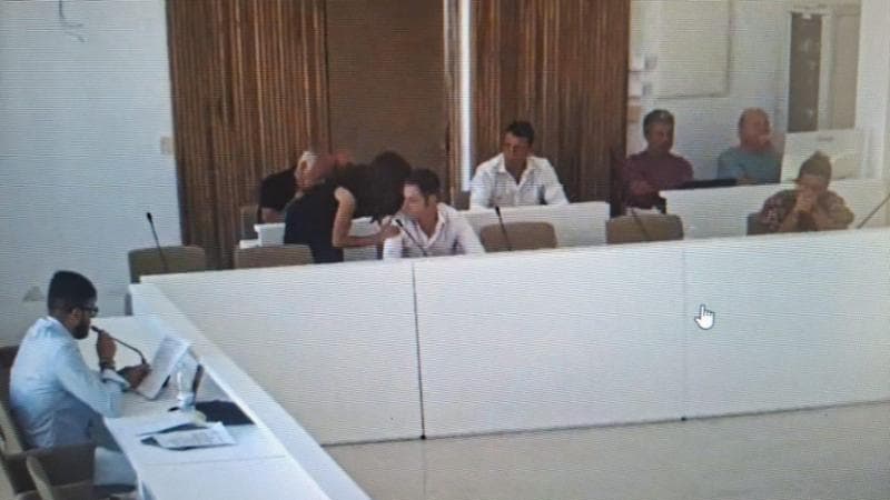 Immagine del post 23371 - Bari “Boicottato per aver scelto la legalità”, caos in consiglio a Vieste: parla l’accusatore di Starace - Bari