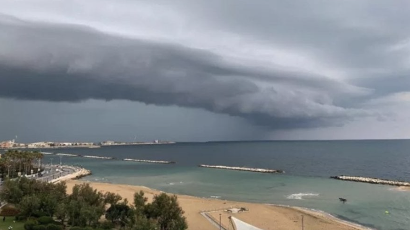 Puglia, ultimo weekend di agosto tra piogge e grandinate improvvise. Ma l’estate non è ancora finita - Bari