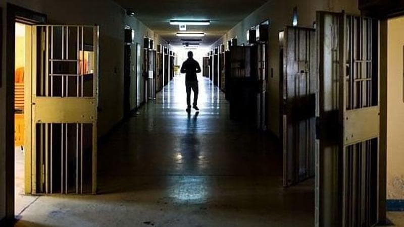 Immagine del post 11114 - Bari Poliziotti aggrediti in carcere a Bari: avevano sequestrato il secondo telefono in due giorni - Bari