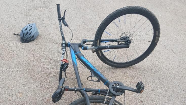 Immagine del post 24371 - Bari Monopoli, auto pirata travolge un ragazzino di 12 anni in bici con gli amici: ricoverato, è grave - Bari