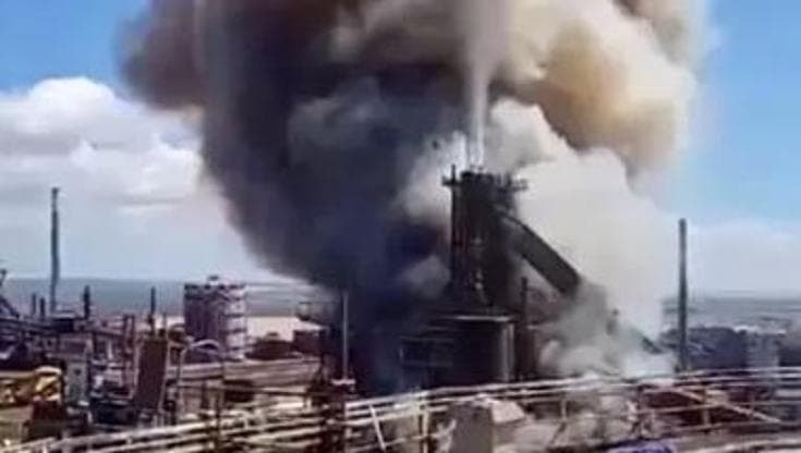 Immagine del post 26610 - Bari Ex Ilva, rattoppi comprati su Amazon al posto della manutenzione: “Prima o poi ci scappa il morto” - Bari