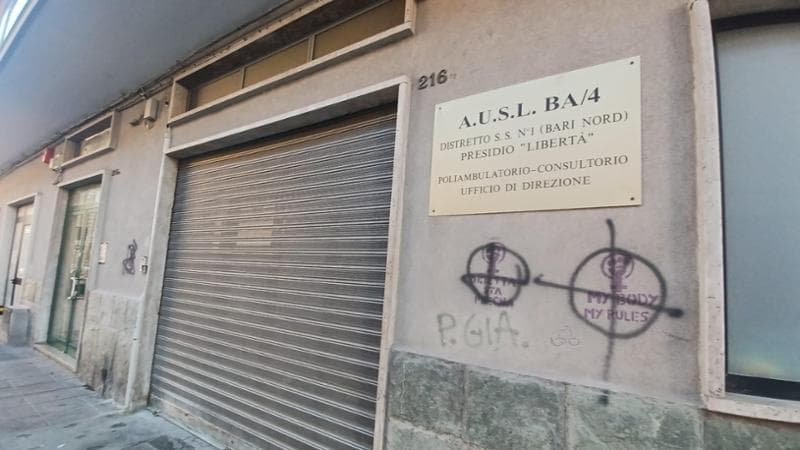 Immagine del post 1067 - Bari Bari, dopo 9 anni riapre l’ex poliambulatorio del Libertà: “Attività di recupero per under30” - Bari