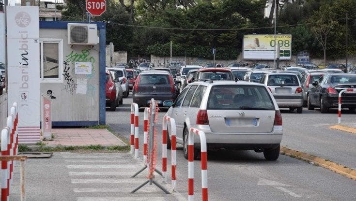 Immagine del post 6638 - Bari Bari, aperture straordinarie dei park&ride giovedì 1 e domenica 4 maggio. Ecco turni e orari - Bari