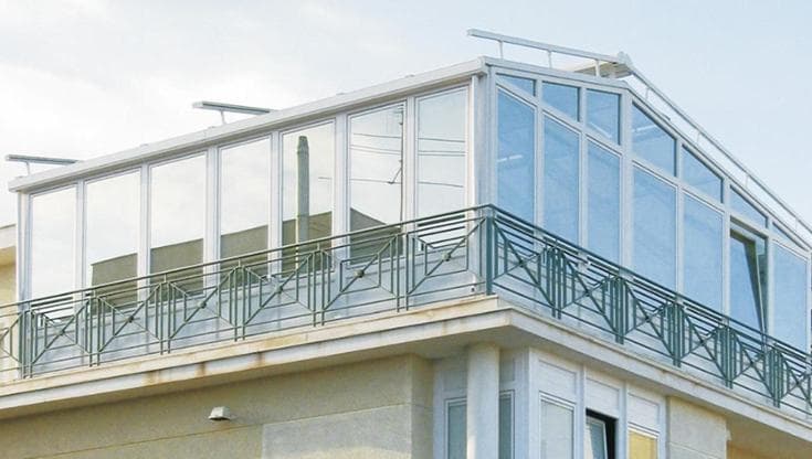 Immagine del post 6613 - Bari Veranda con soli vetri, a Bari dopo 20 anni arriva il via libera del Tar: “Il volume è inalterato” - Bari