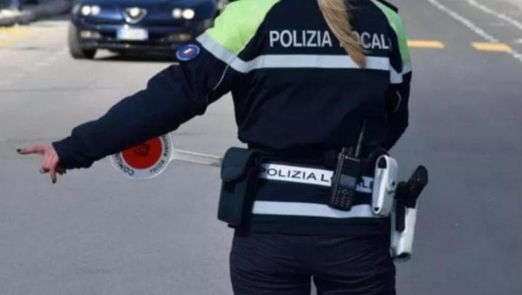 Immagine del post 21104 - Bari Bari, l’appello dà torto alle vigilesse che chiesero aiuto al clan: confermato il licenziamento - Bari