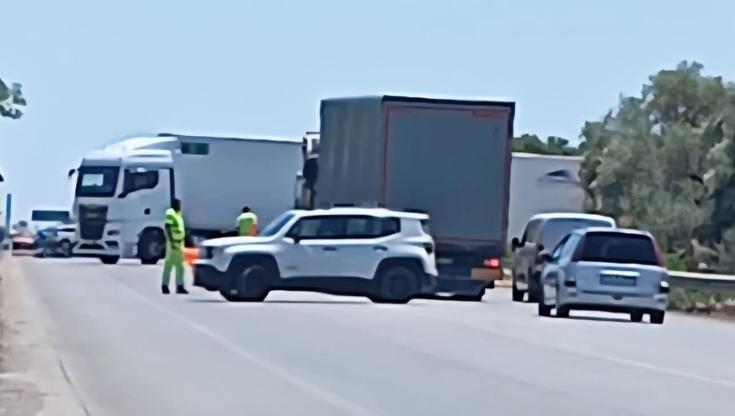 Immagine del post 9080 - Bari Scontro frontale fra un’auto e una betoniera: due morti e tre feriti. Coinvolta una seconda auto - Bari