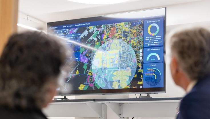 Immagine del post 22252 - Bari Aperti a Bari i cinque laboratori da 19 milioni di Ntt Data, Politecnico e Regione: 200 assunzioni - Bari