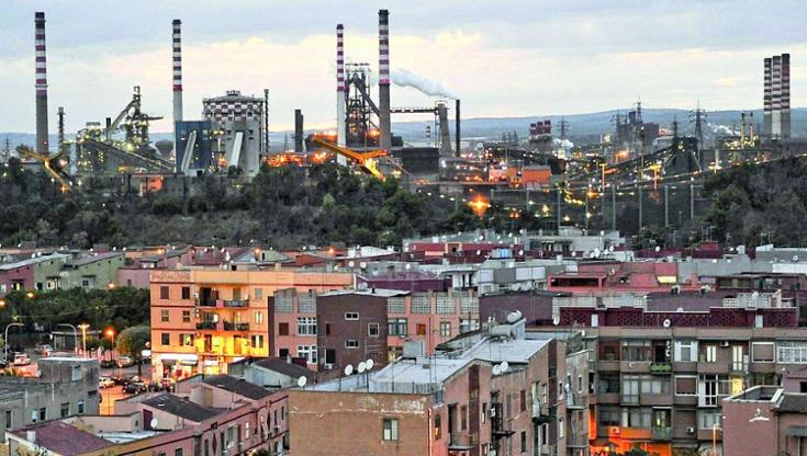 Taranto: il fantasma dell’ex Ilva, la rabbia degli ambientalisti e il forfait del sindaco Bitetti - Bari