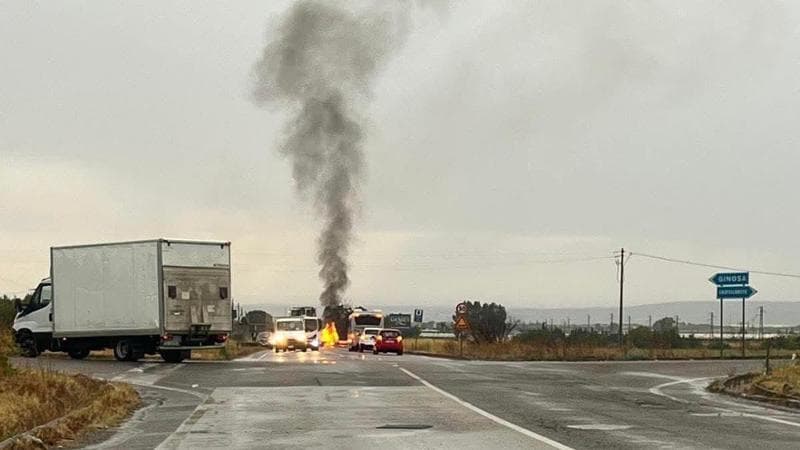 Ginosa, un morto e un ferito grave nello scontro fra due auto: una ha preso fuoco dopo l’impatto - Bari