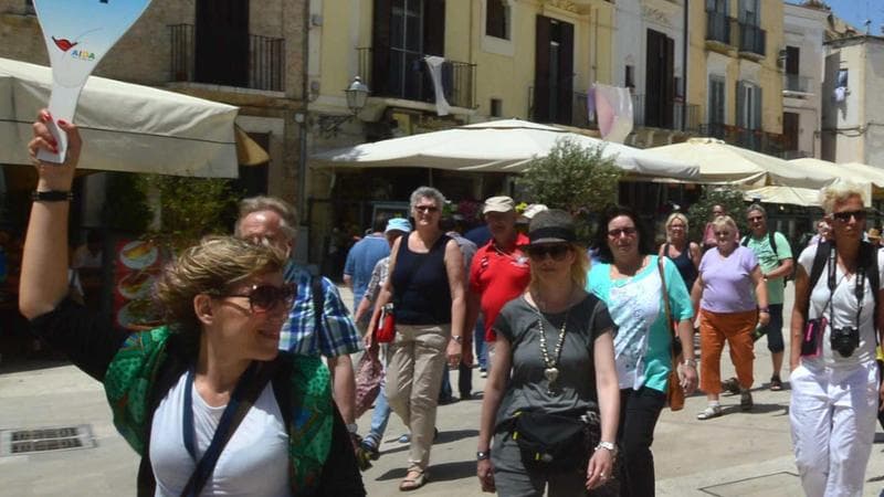 Immagine del post 12184 - Bari Turismo, Bari brinda ai 2 milioni di pernottamenti: “Ora apriamo i quartieri” - Bari