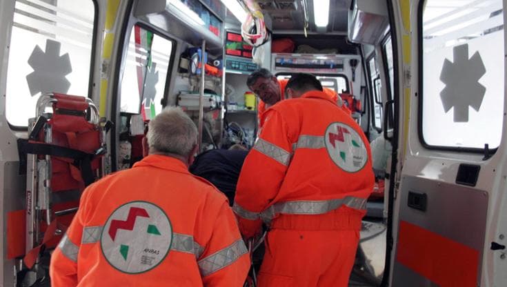 La rivolta dei medici del 118: “Turni fino a 250 ore al mese, in Puglia rischiamo una fuga in massa” - Bari