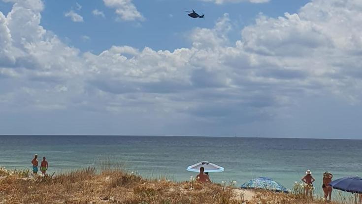 Salento, continuano le ricerche dell’anziano disperso in mare da 24 ore: attivati anche mezzi aerei - Bari