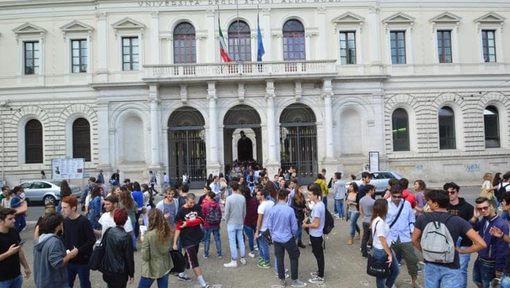 Immagine del post 26689 - Bari UniBa alza le rette degli studenti stranieri: si pagano in base alla cittadinanza e non ai redditi - Bari