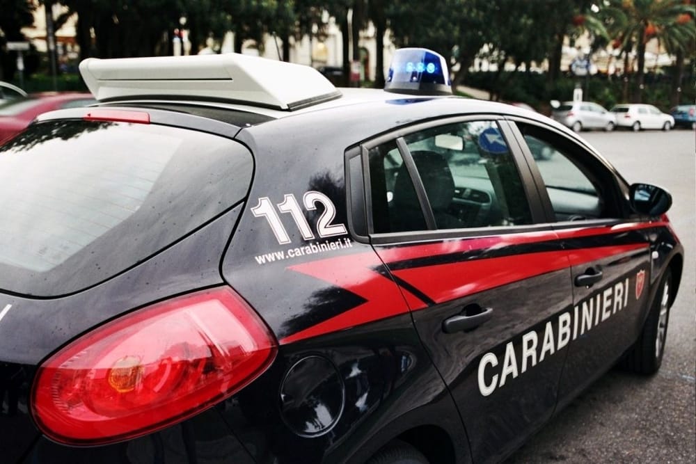 Immagine del post 1175 - Bari Cinque pistole nel locale e droga in casa: arrestati marito e moglie nel Barese - Bari
