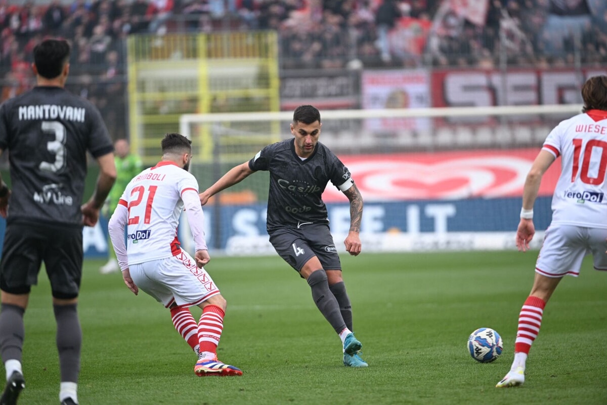 Immagine del post 3000 - Bari Bari-Sampdoria: probabili formazioni e dove vederla in tv - Bari