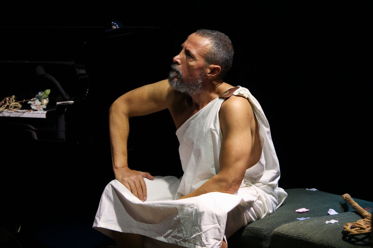 La Compagnia del Dadotratto torna in scena con "Il Talk Show Impossibile" - Bari