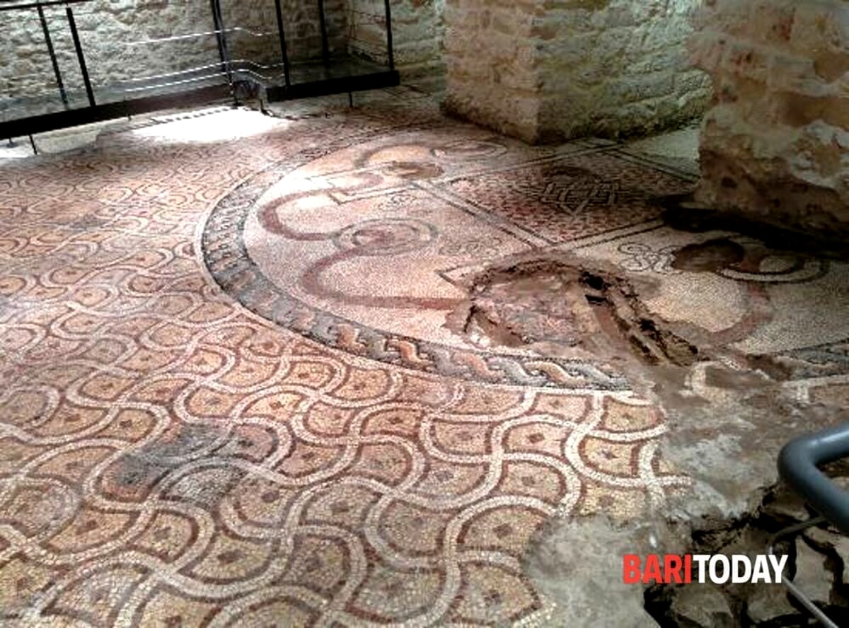 Visite guidate con il Circolo Acli Dalfino alla scoperta degli Archi e dei tesori nascosti di Bari vecchia - Bari