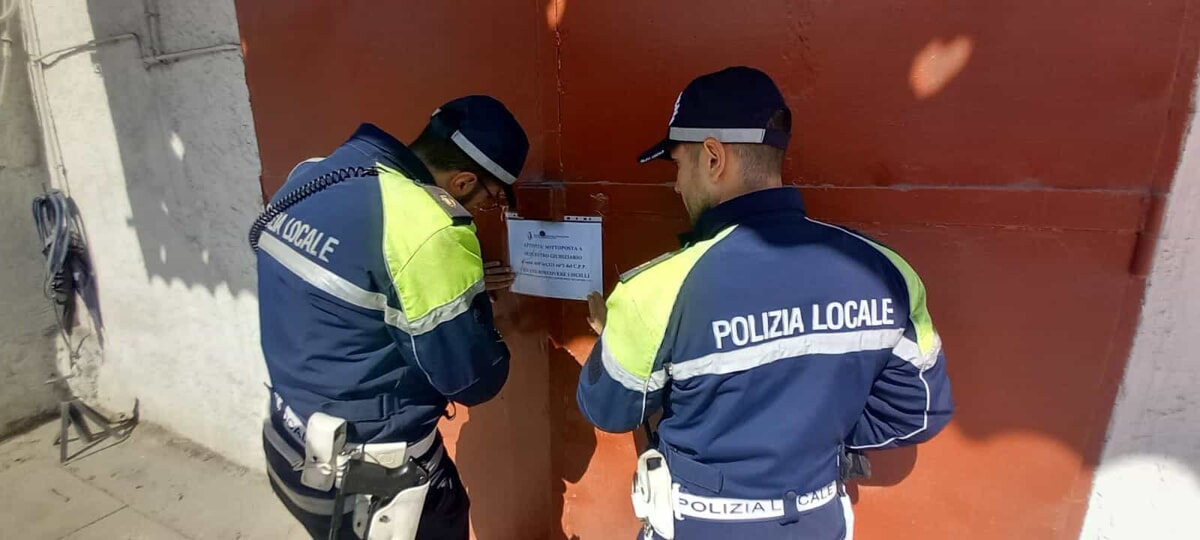 Immagine del post 5238 - Bari Rifiuti smaltiti illecitamente e numerose irregolarità nell'attività: sequestrata carrozzeria a Palese - Bari