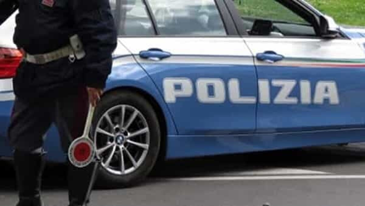 Bus per il trasporto di studenti non in regola: scattano le sanzioni - Bari